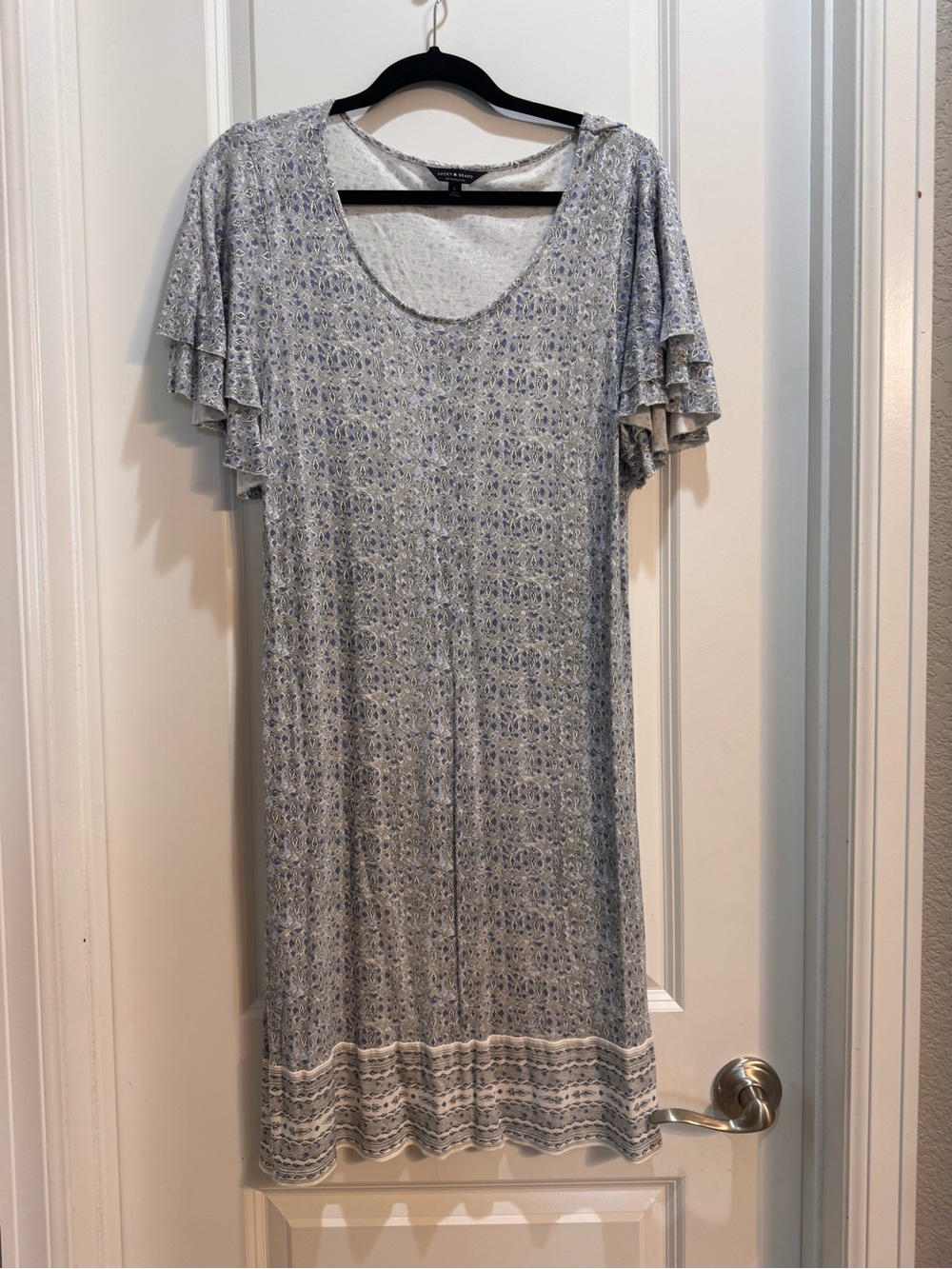 Lucky Brand Blue Floral Dress Large Flutter Short Sleeves Round Neck Length 40”